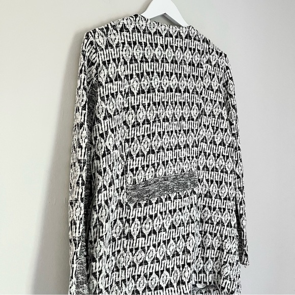 Lucky Brand Women’s Full Zip Geometric Sweater Jacket Black White‎ Size Medium - Picture 4 of 8